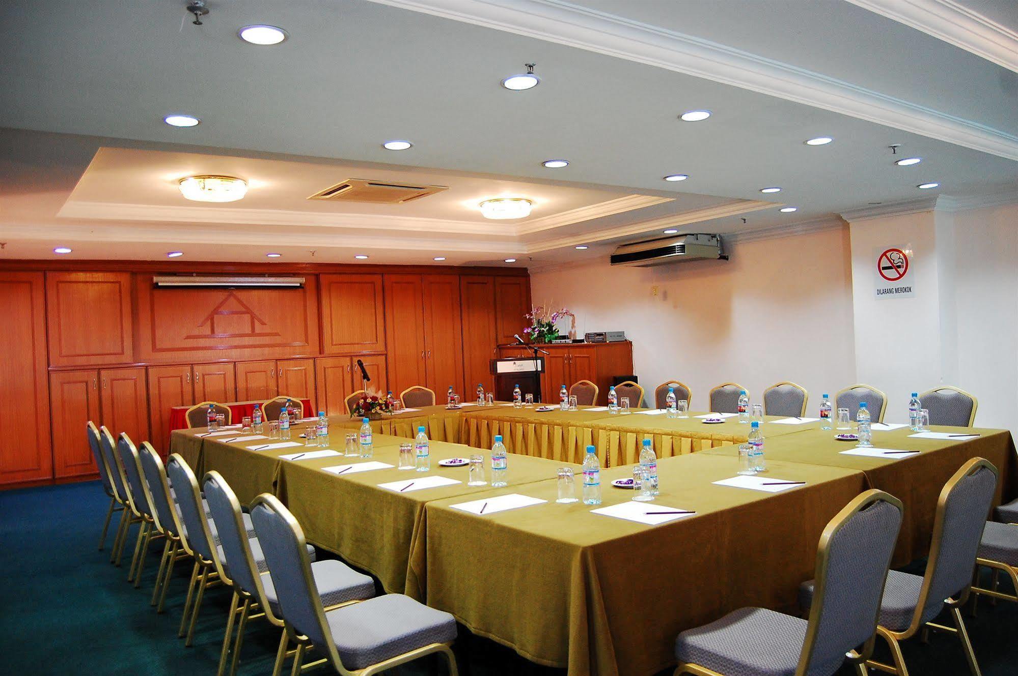 Orkid Hotel Melaka Εξωτερικό φωτογραφία
