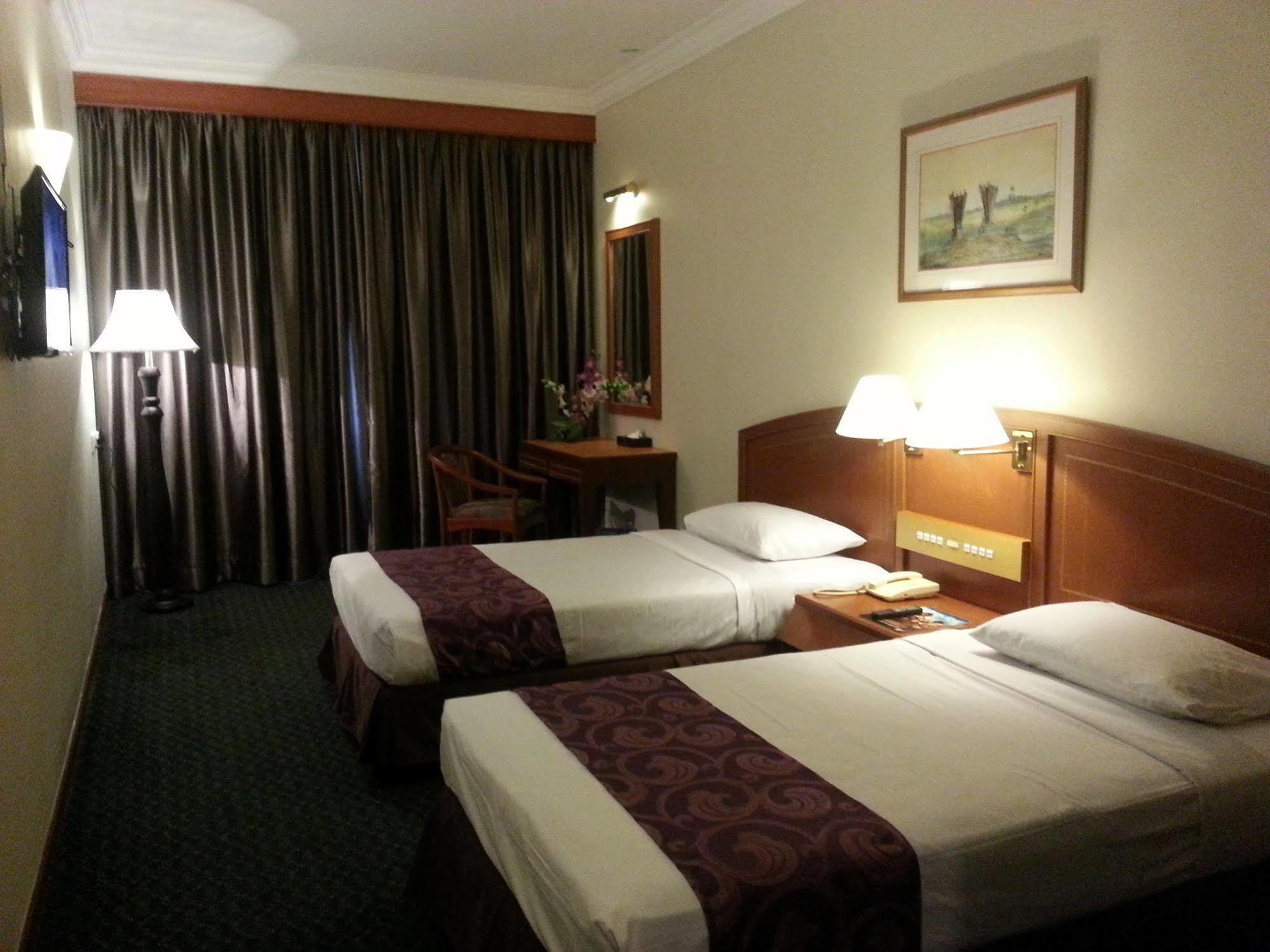 Orkid Hotel Melaka Εξωτερικό φωτογραφία